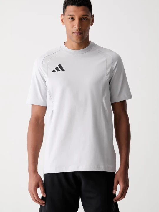 Zdjęcie produktu adidas Performance T-shirt treningowy męski z bawełną Tiro Travel szary