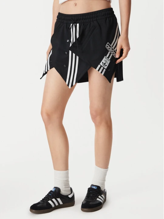 Zdjęcie produktu adidas Spódnica mini Reconstructed Adibreak KS4165 Czarny Regular Fit