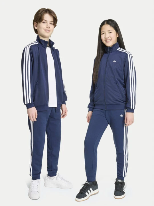 Zdjęcie produktu adidas Spodnie dresowe 3-Stripes HZ9583 Granatowy Regular Fit
