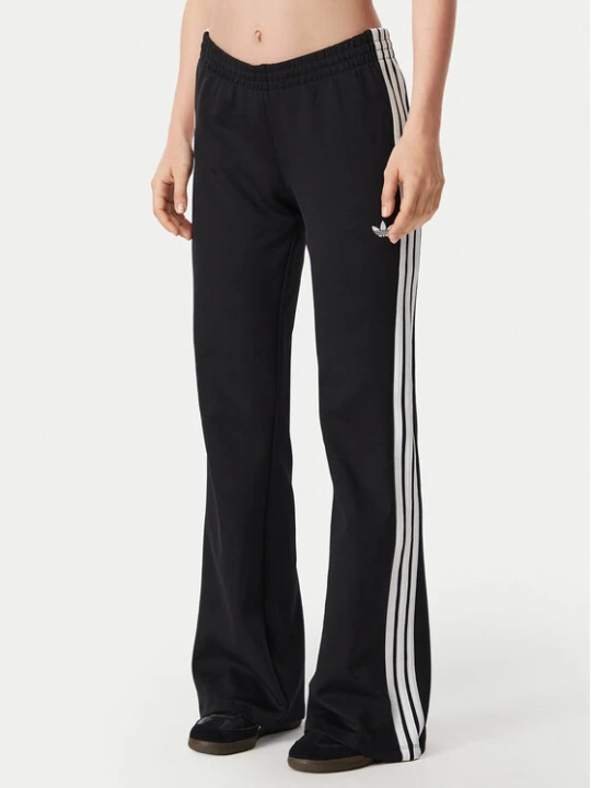 Zdjęcie produktu adidas Spodnie dresowe 3S Flared KQ6424 Czarny Regular Fit