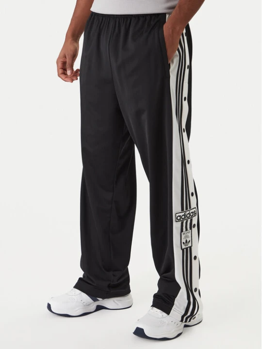 Zdjęcie produktu adidas Spodnie dresowe Adibreak Classic KD4094 Czarny Regular Fit