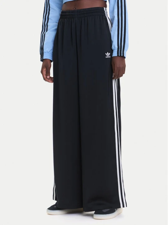 Zdjęcie produktu adidas Spodnie dresowe adicolor Satin IU2520 Czarny Wide Leg