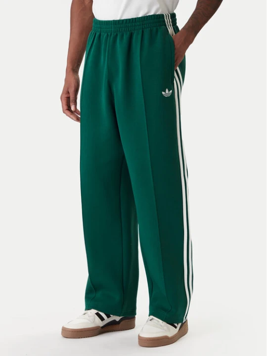 Zdjęcie produktu adidas Spodnie dresowe adicolor Spacer Track KD4088 Zielony Baggy Fit