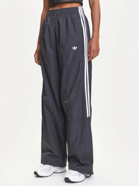 Zdjęcie produktu adidas Spodnie dresowe adicolor Teamgeist JD0256 Czarny Oversize