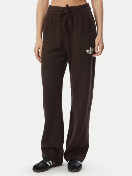 Zdjęcie produktu adidas Spodnie dresowe Essentials IA4437 Brązowy Loose Fit