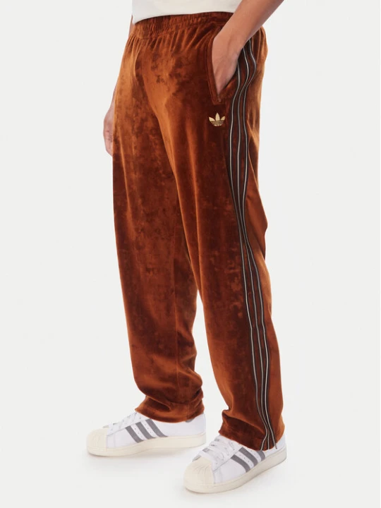 Zdjęcie produktu adidas Spodnie dresowe Firebrid Velour Track KE4164 Brązowy Regular Fit