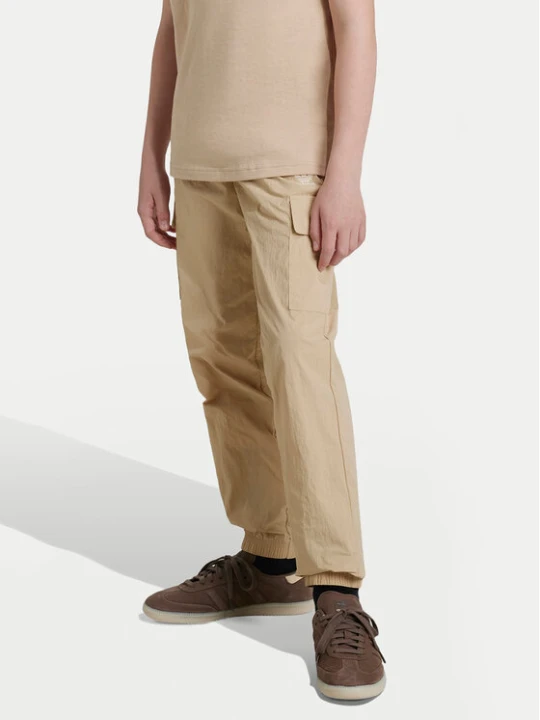 Zdjęcie produktu adidas Spodnie dresowe IX7620 Beżowy Regular Fit
