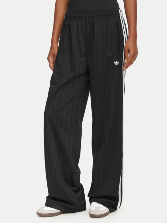 Zdjęcie produktu adidas Spodnie dresowe Pinstripe Firebird KS6787 Czarny Loose Fit