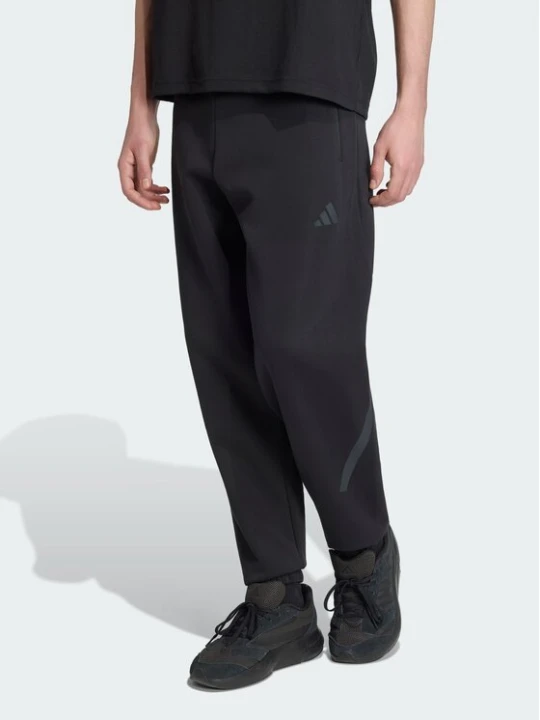 Zdjęcie produktu adidas Spodnie dresowe Z.N.E. KF3808 Czarny Regular Fit