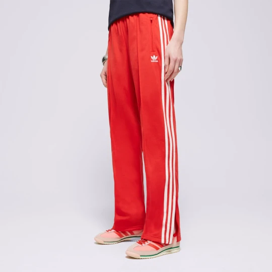 Zdjęcie produktu Adidas Spodnie Firebird Tp czerwony