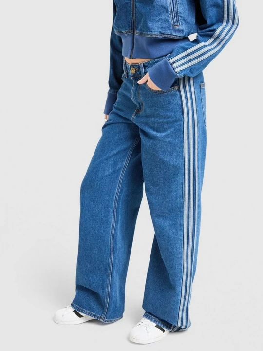 Zdjęcie produktu adidas Spodnie Firebird Denim niebieski