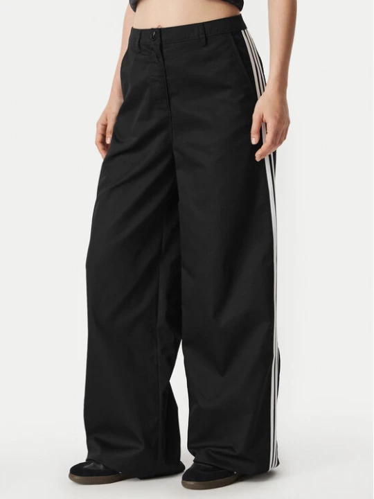 Zdjęcie produktu adidas Spodnie materiałowe Tailored KS9370 Czarny Loose Fit