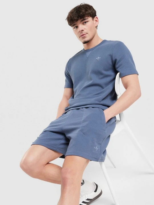 Zdjęcie produktu adidas Szorty Essentials Waffle granatowy