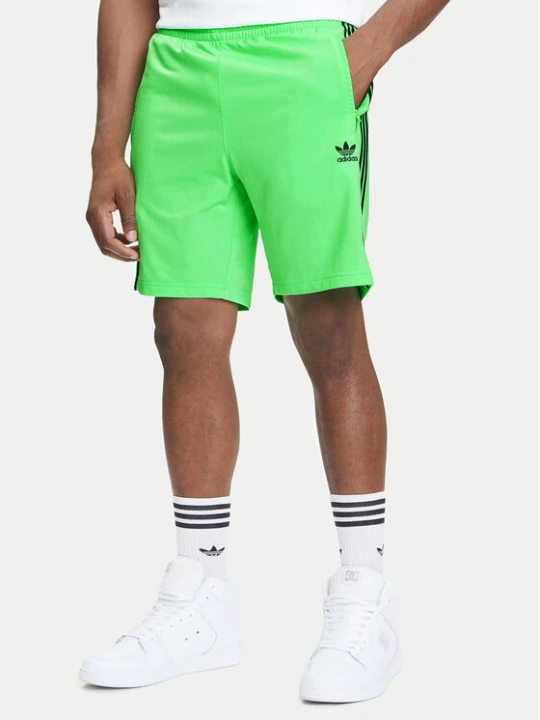Zdjęcie produktu adidas Szorty sportowe adicolor Firebird JY1340 Zielony Regular Fit