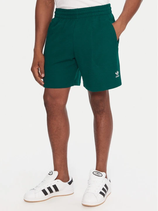 Zdjęcie produktu adidas Szorty sportowe Essentials Trefoil JW1040 Zielony Regular Fit