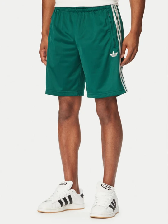 Zdjęcie produktu adidas Szorty sportowe Firebird KE1376 Zielony Regular Fit