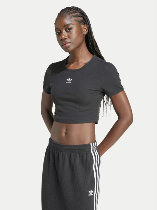 Zdjęcie produktu adidas T-Shirt Essentials IY9664 Czarny Slim Fit