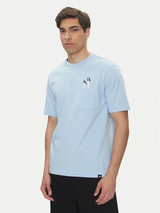 Zdjęcie produktu adidas T-Shirt Lounge Slides Graphic Pocket JM0376 Niebieski Regular Fit