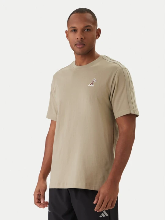 Zdjęcie produktu adidas T-Shirt Lux Coffee Cafe Pour Graphic KB4846 Zielony Loose Fit