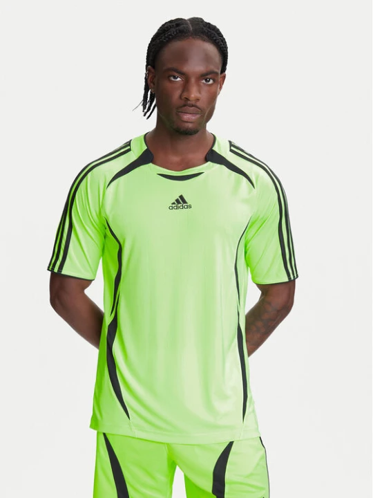 Zdjęcie produktu adidas T-Shirt Teamgeist adicolor JX1538 Zielony Loose Fit