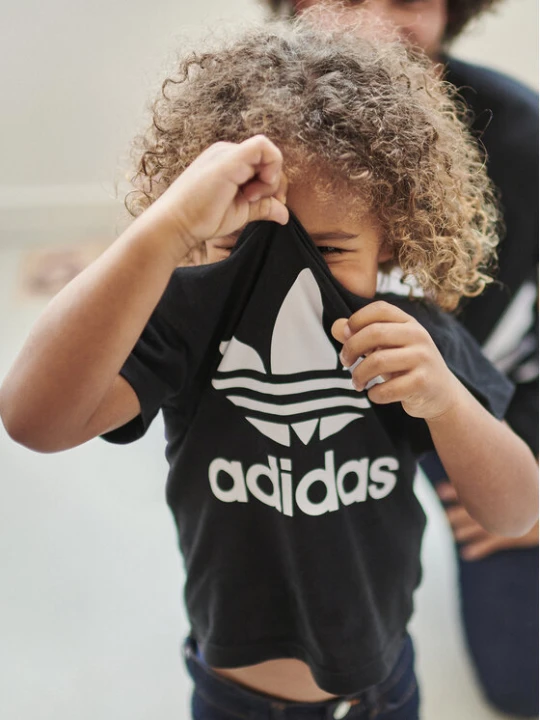Zdjęcie produktu adidas T-Shirt Trefoil DV2829 Czarny Regular Fit