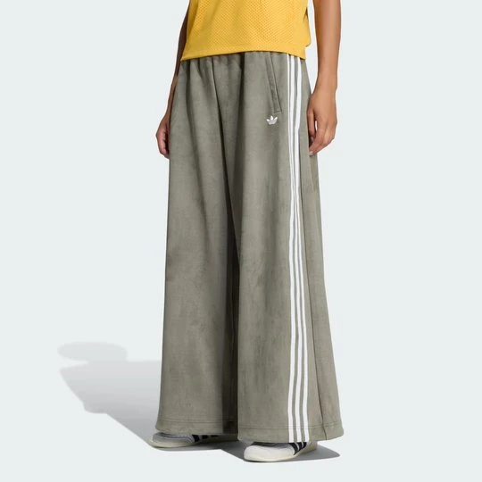 Zdjęcie produktu ADILENIUM SEASON 6 FAUX SUEDE TRACK PANT Adidas Olive Strata
