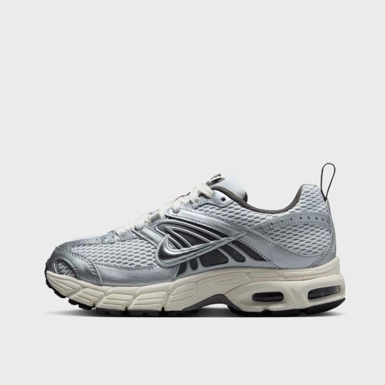 Zdjęcie produktu Air Max Moto 2K (GS) Nike srebrny