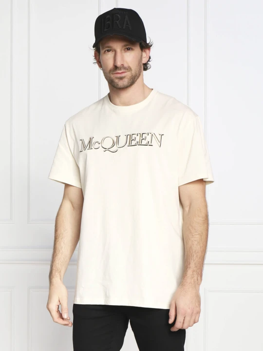 Zdjęcie produktu Alexander McQueen T-shirt LOGO EMB | Regular Fit kremowy