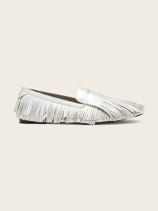 Zdjęcie produktu AllSaints loafersy damskie skórzane Sandy Fringe Loafer srebrny