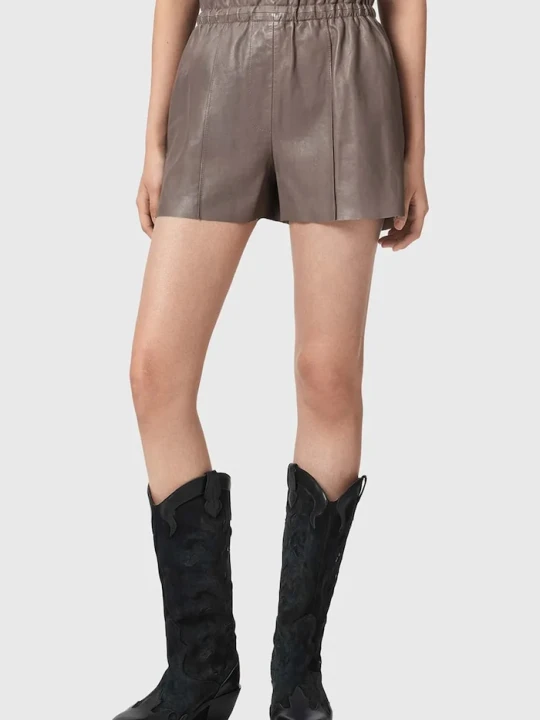 Zdjęcie produktu AllSaints szorty damskie skórzane FRAN brązowy