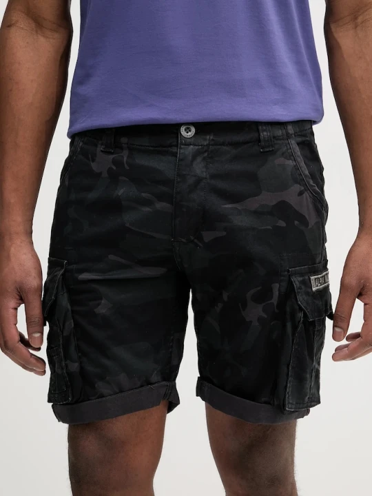 Zdjęcie produktu Alpha Industries szorty bawełniane Alpha Industries Crew Short Camo 196201 125 czarny