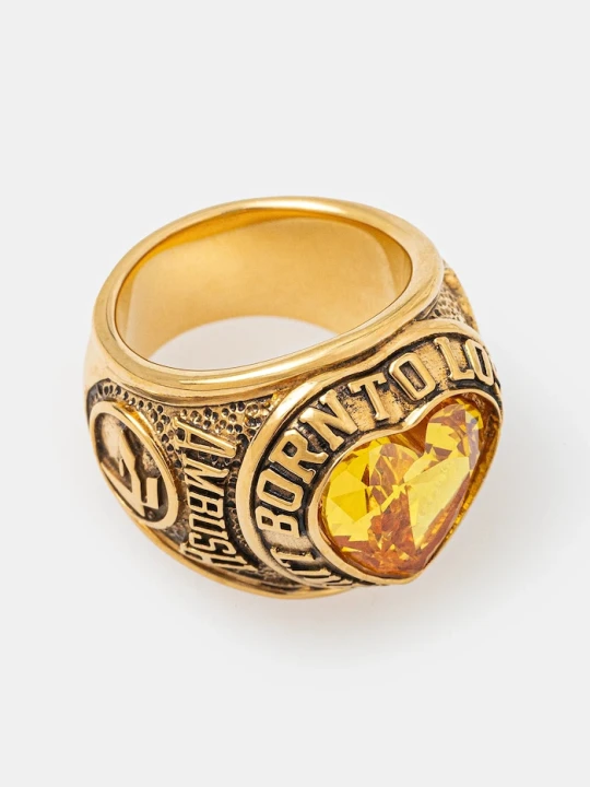 Zdjęcie produktu AMBUSH pierścionek srebrny Heart Class Ring złoty