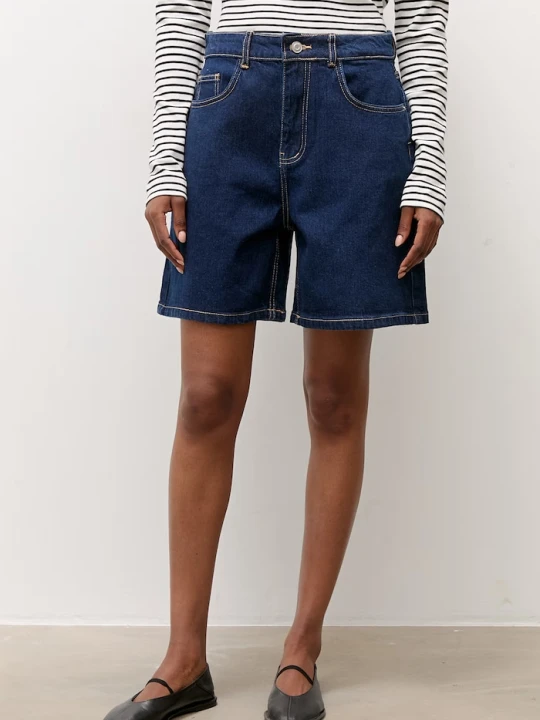 Zdjęcie produktu Answear.LAB bermudy damskie jeansowe granatowy