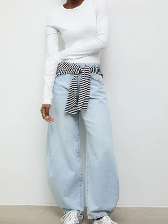 Zdjęcie produktu Answear.LAB jeansy slouchy damskie niebieski