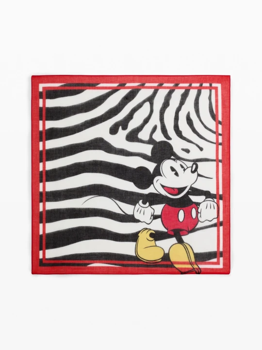Zdjęcie produktu Apaszka Disney™ z nadrukiem Desigual czerwony