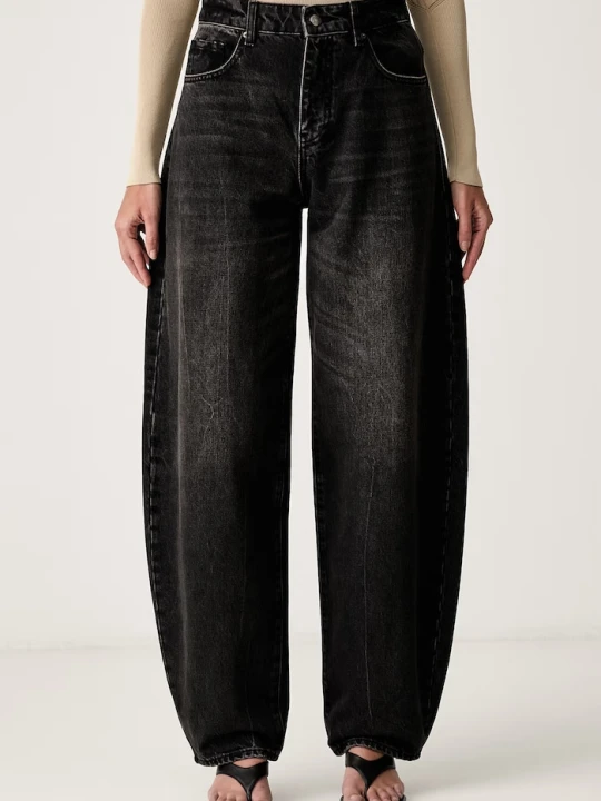 Zdjęcie produktu Armani Exchange jeansy barrel damskie czarny