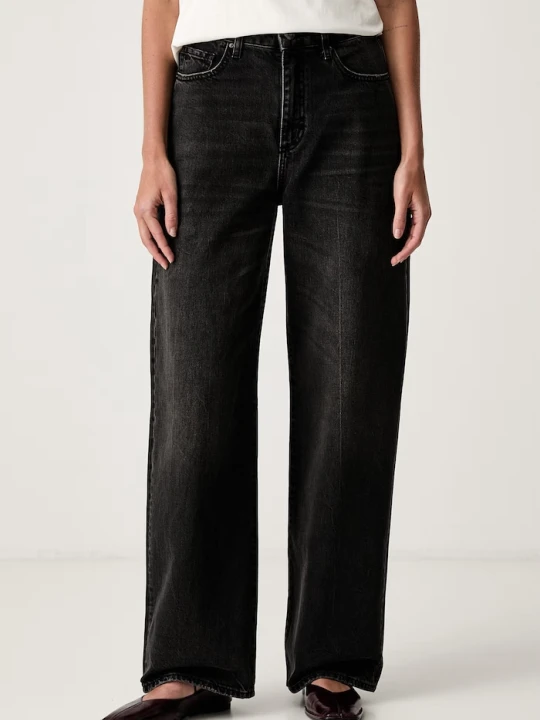 Zdjęcie produktu Armani Exchange jeansy relaxed fit damskie czarny