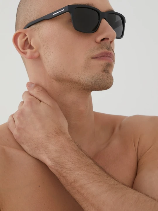 Zdjęcie produktu Armani Exchange okulary przeciwsłoneczne czarny