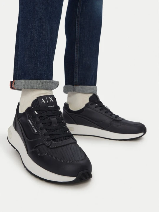 Zdjęcie produktu Armani Exchange Sneakersy XM002625 AF22779 ZB004 Granatowy
