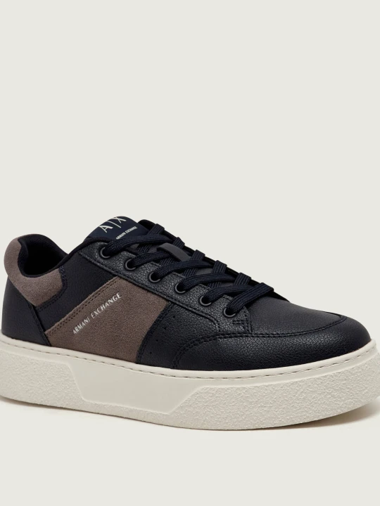Zdjęcie produktu Armani Exchange Sneakersy | zamsz granatowy