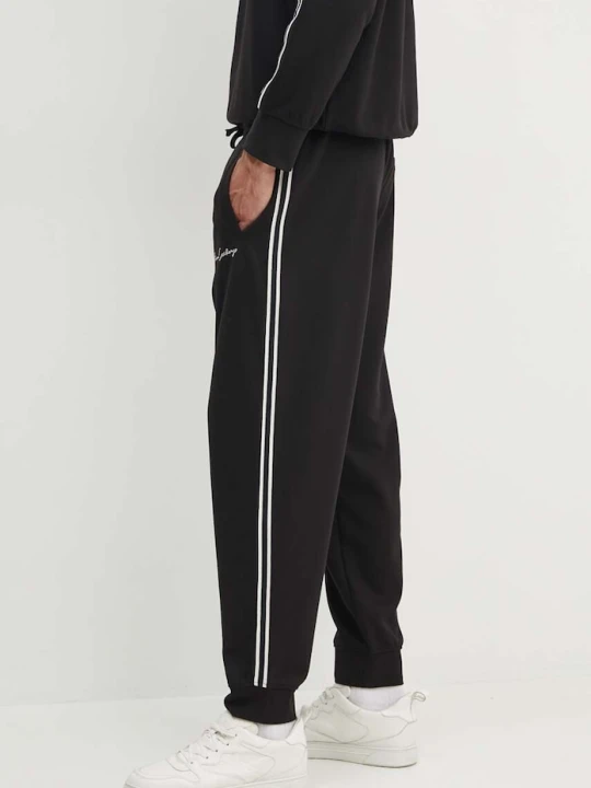 Zdjęcie produktu Armani Exchange spodnie dresowe czarny
