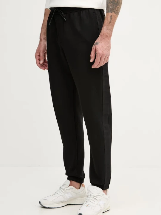 Zdjęcie produktu Armani Exchange spodnie dresowe czarny