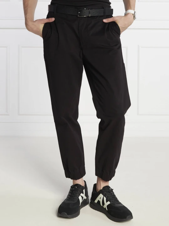 Zdjęcie produktu Armani Exchange Spodnie jogger p50 | Regular Fit czarny