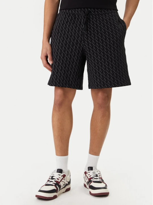 Zdjęcie produktu Armani Exchange Szorty sportowe XM001227 AF11847 FC026 Czarny Regular Fit