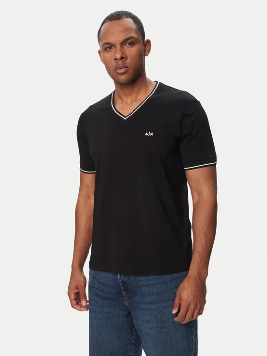Zdjęcie produktu Armani Exchange T-Shirt XM002512 AF10358 UC001 Czarny Regular Fit