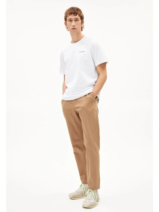Zdjęcie produktu armedangels Spodnie chino "Anaar" w kolorze jasnobrązowym rozmiar: W30 / L34