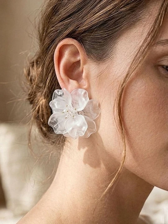 Zdjęcie produktu atelier MIU Kolczyki-wkrętki rozmiar: onesize biały