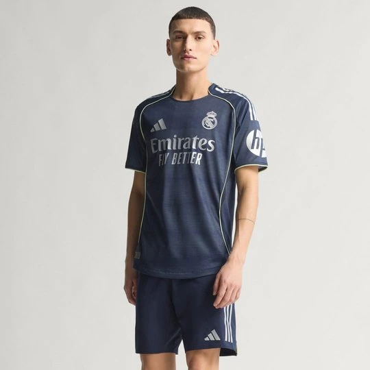 Zdjęcie produktu Autentyczna koszulka wyjazdowa Real Madryt 25 / 26 Adidas Legend Ink