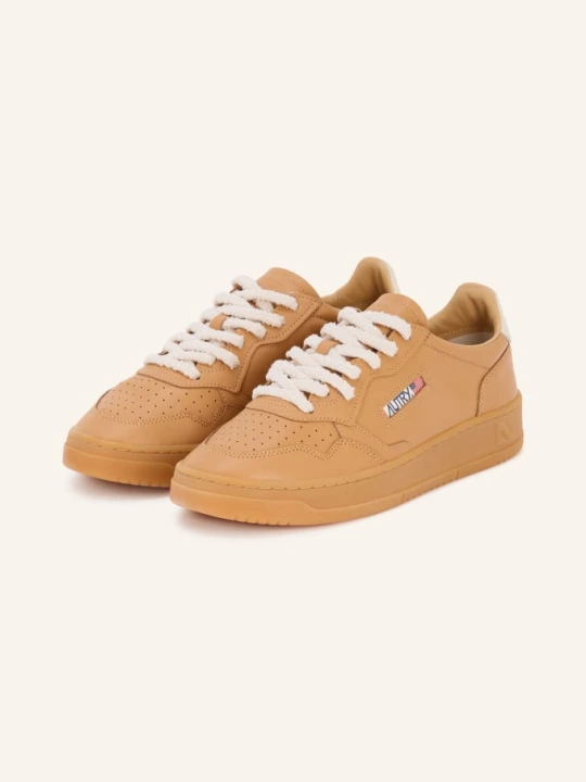 Zdjęcie produktu Autry Sneakers Medalist Low braun brązowy