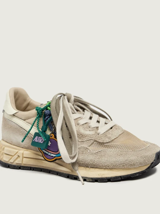 Zdjęcie produktu Autry Sneakersy Reelwind | zamsz beżowy